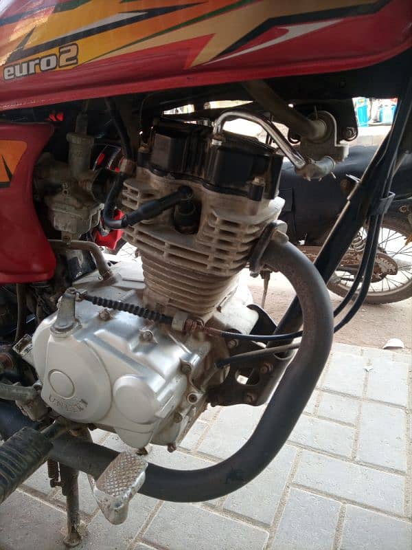 United 125cc 6