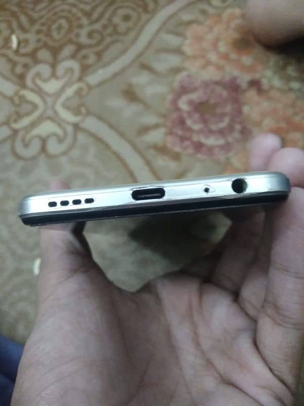 vivo y33t  10by10 condition full packing 4