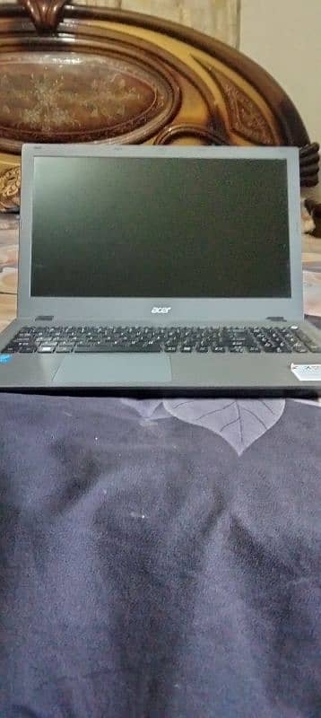 Acer liptop 1