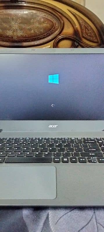 Acer liptop 3