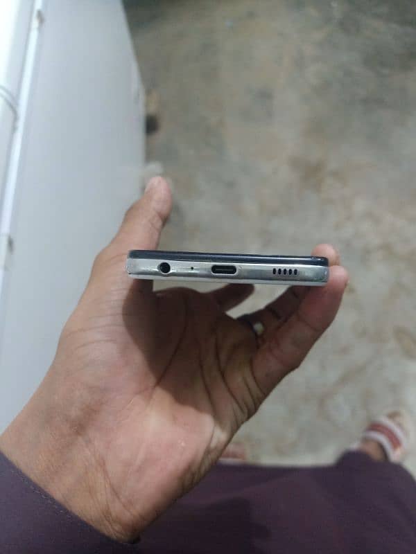 mobile ok ha koi masla nhi ha is ma 1