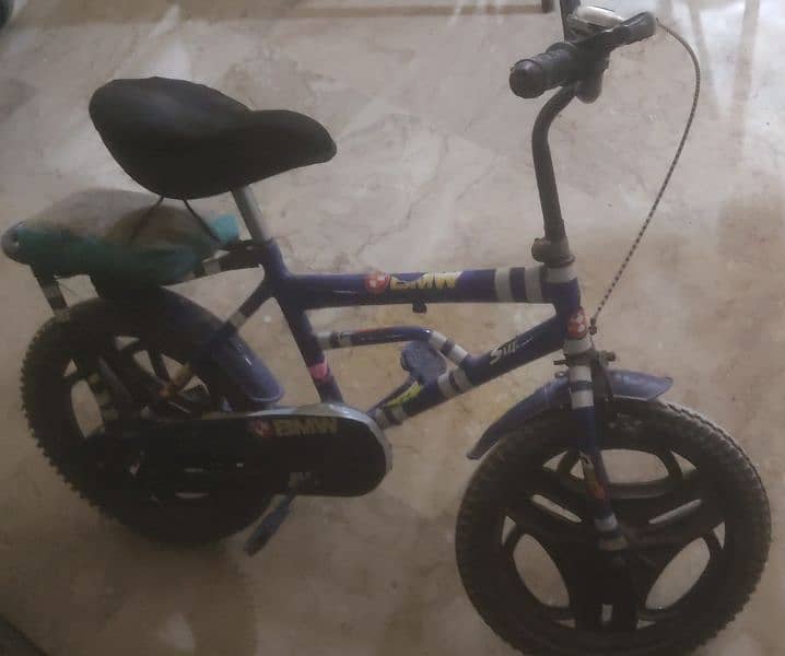 Blue Kids Bicycle in Good Condition 0