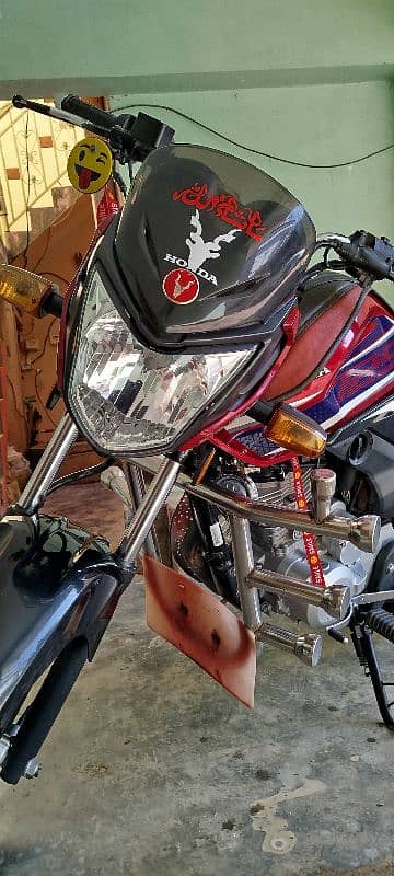 Honda CB 125F 7