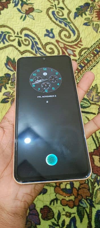 LG v60 thing pta approved urgent sell 4