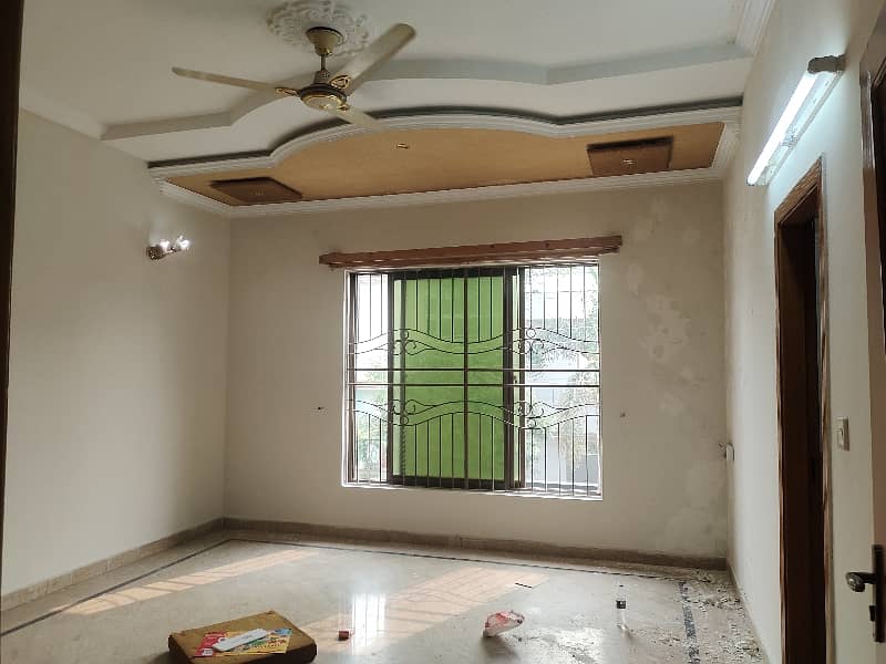 10 Marla House For Sale Wapda Town 17