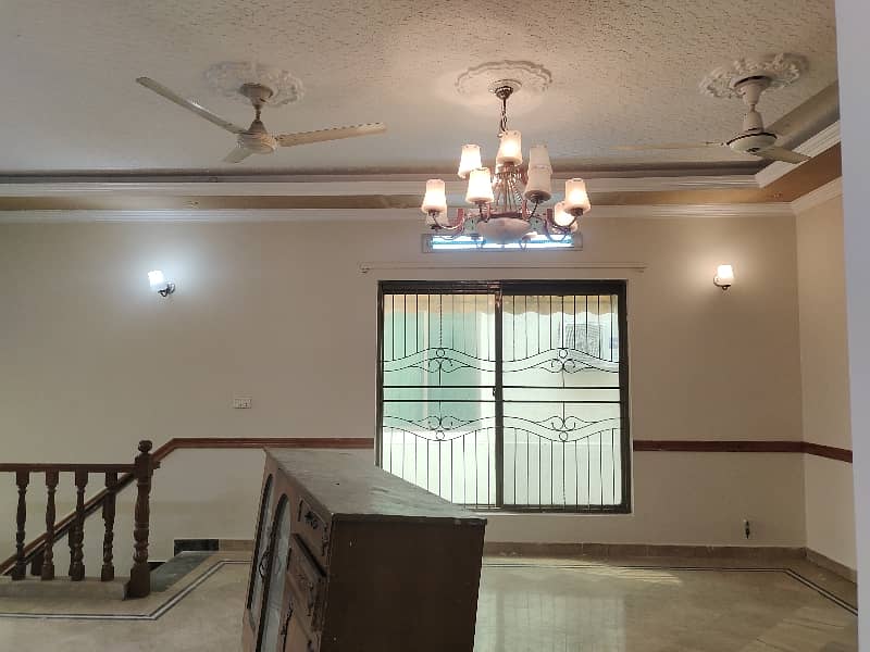 10 Marla House For Sale Wapda Town 24