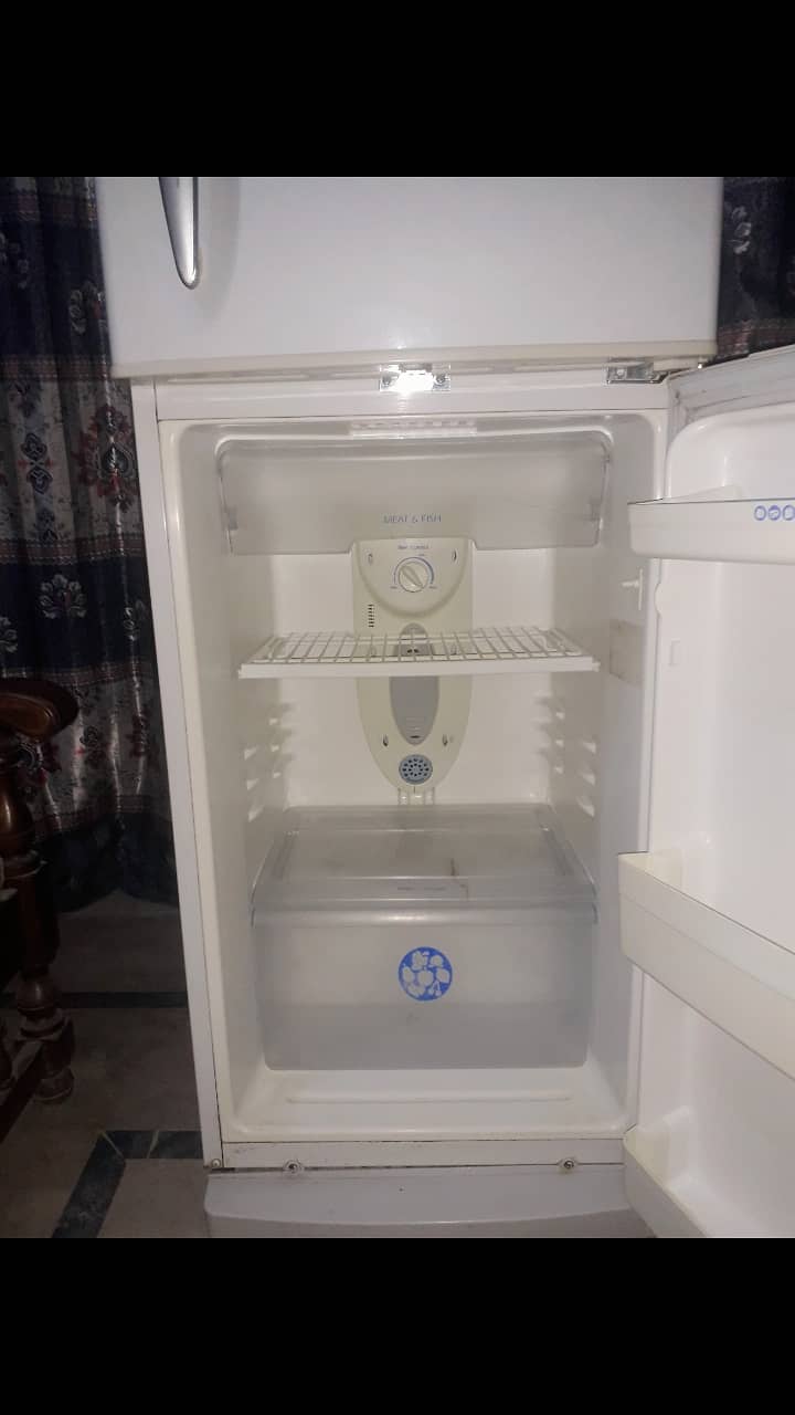 LG REFRIGERATOR 0