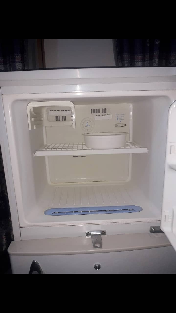 LG REFRIGERATOR 1