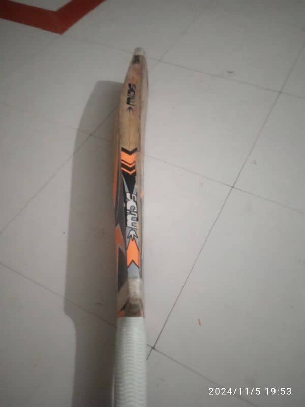 Mids original English willow bat (12grains) 3