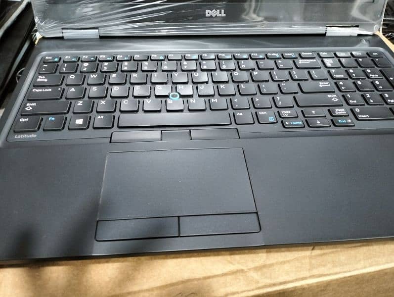 DELL LATITUDE 5580 0