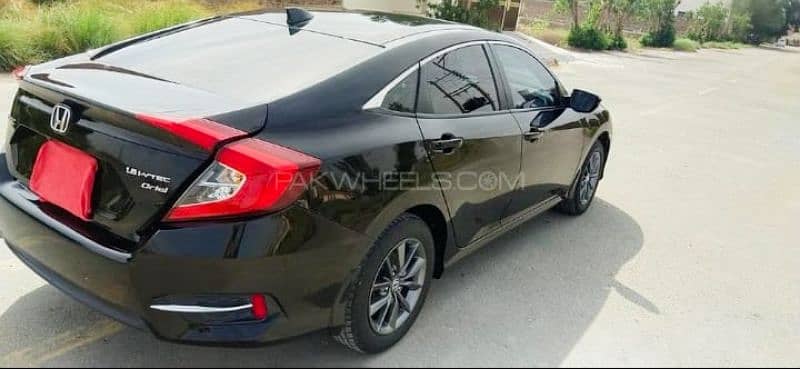 Honda Civic Oriel 2021 3