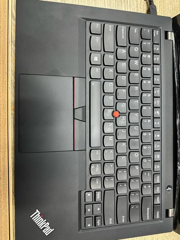 Lenovo T14 Thinkpad 4