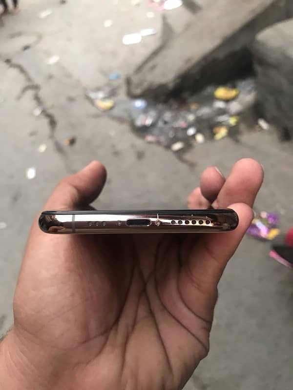 iPhone XS 256 Gb 2