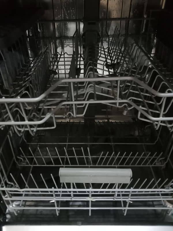 DDW 1451 silver inverter Dishwasher 1