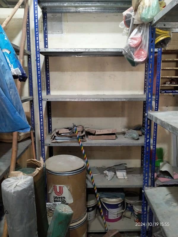 Paint stand 3