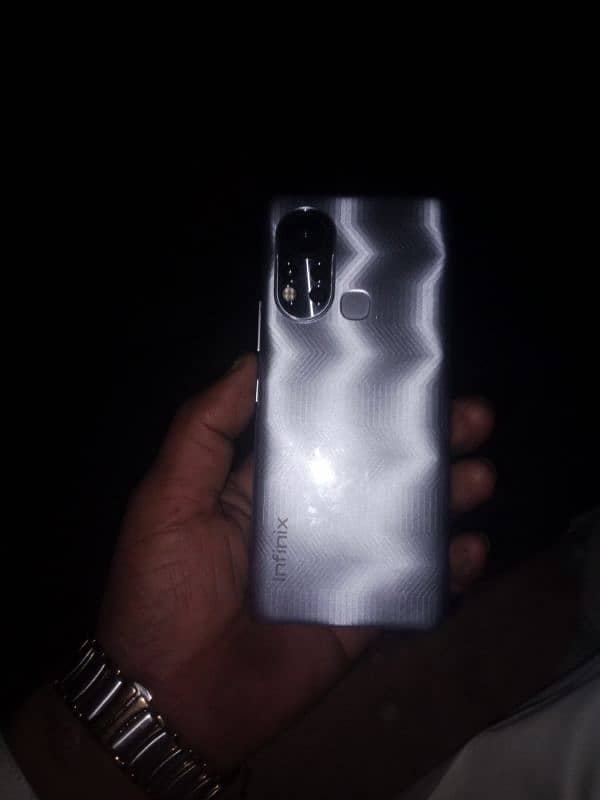 Infinix Hot 11s 6