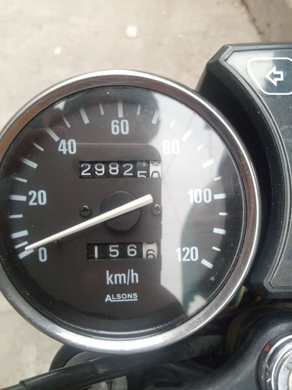 Suzuki GS 150 Special Addition 2022 5