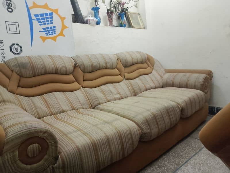 sofa 5 seater set low price best condition 2