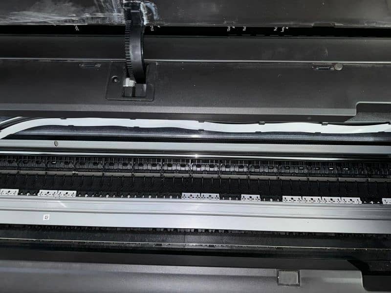 Hp Designjet T-1100 , T-1300 , All Models Plotters Available 6