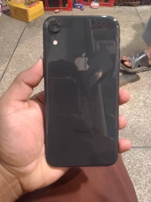 iphone XR condition 10/9+ colour black non pta 64gb 5