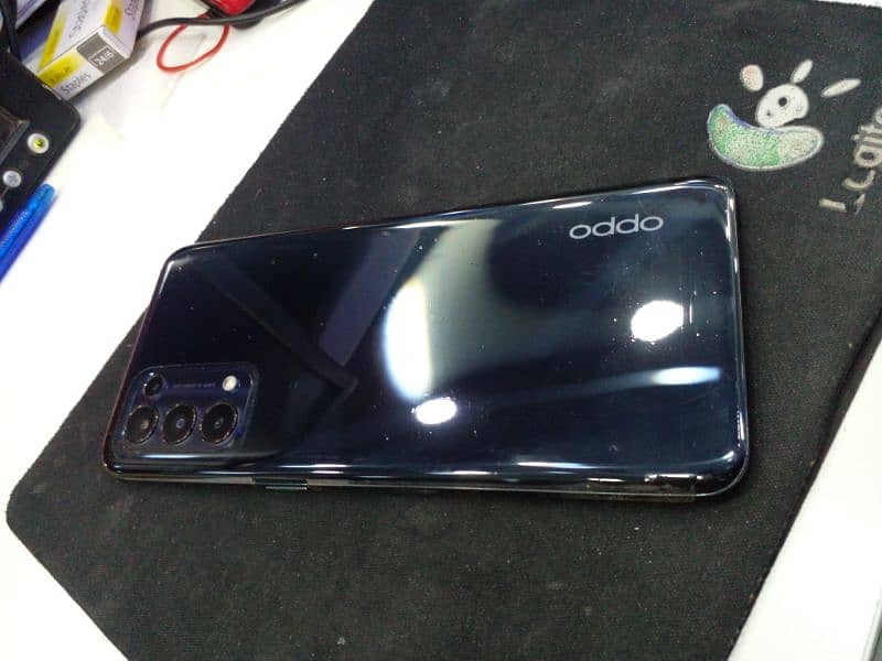 Oppo Reno 5 1