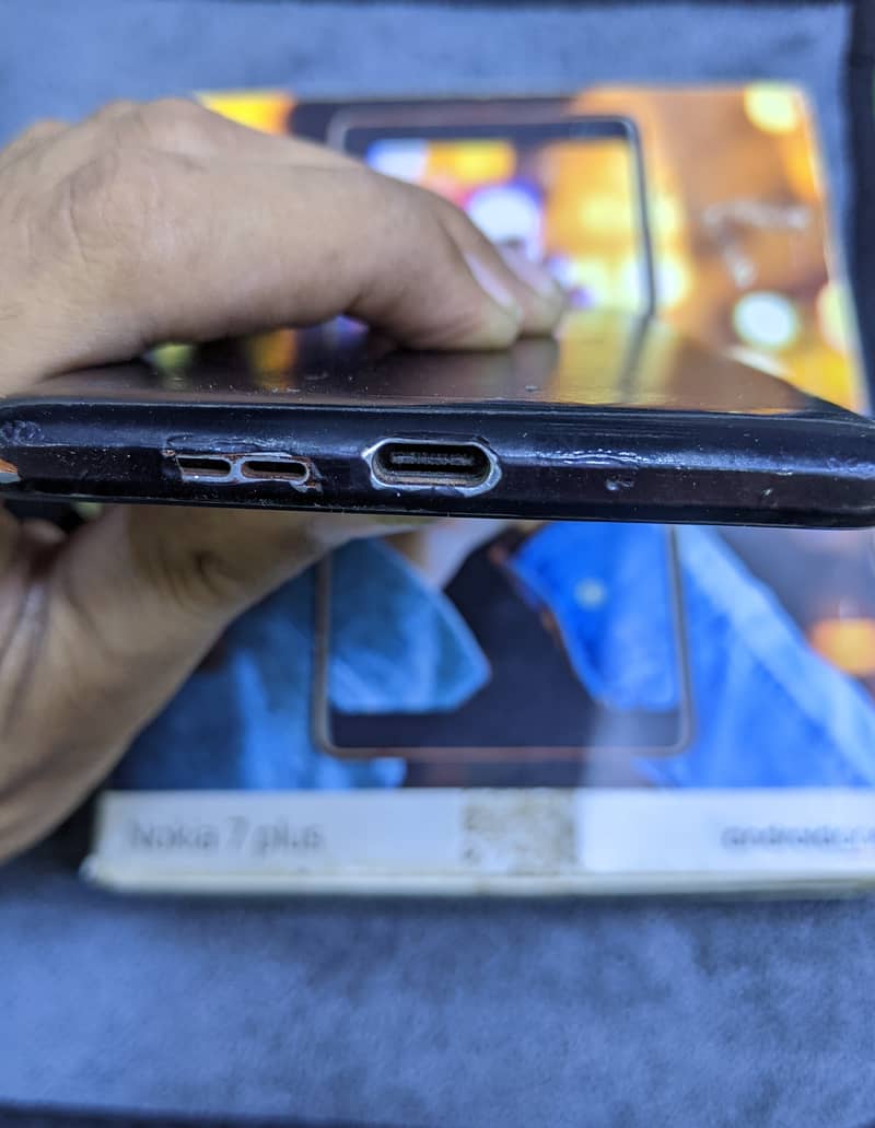 Nokia 7 plus 1