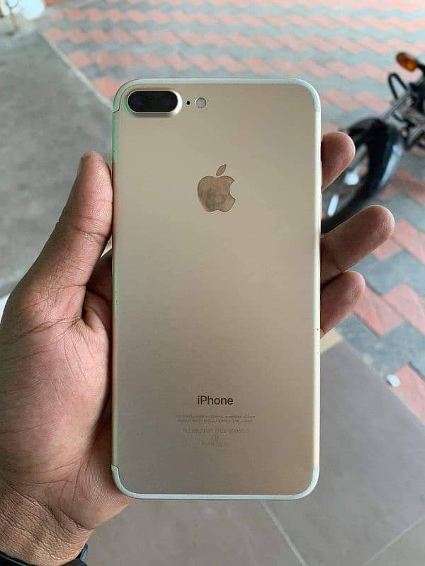 iPhone 7 plus Stroge/128 GB PTA approved for sale 03484580261 2