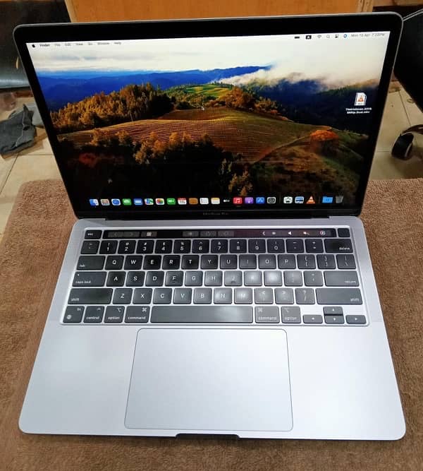 MacBook pro 13 inch M1 Chip 2020 16/512 0