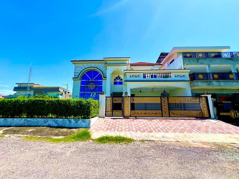 1 KANAL LUXURY CORNER HOUSE FOR SALE MULTI F-17 ISLAMABAD ALL FACILITY AVAILABLE CDA APPROVED SECTOR MPCHS 2