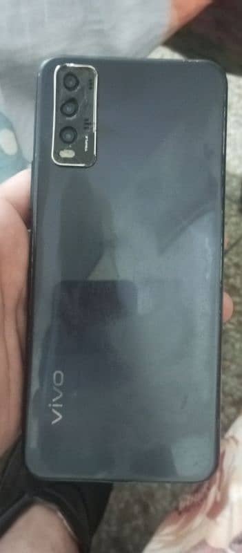 Vivo Y 20s 4