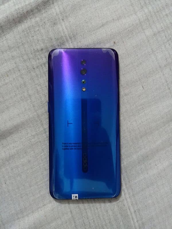 oppo reno Z 8,256 3