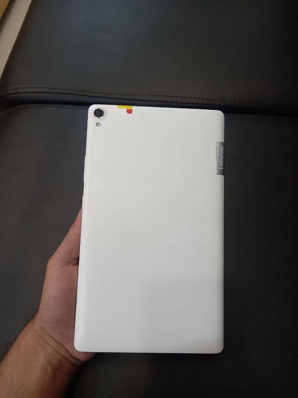 lenovo tablet brand new condition 3