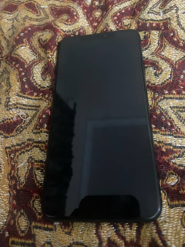 iPhone 11pro max 64gb non pta 2