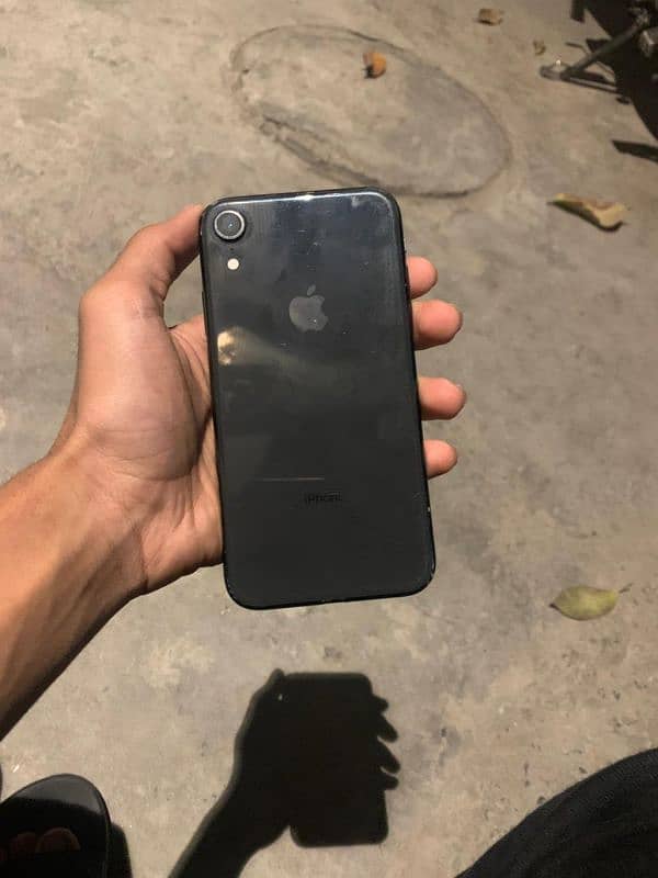 iphone xr 4