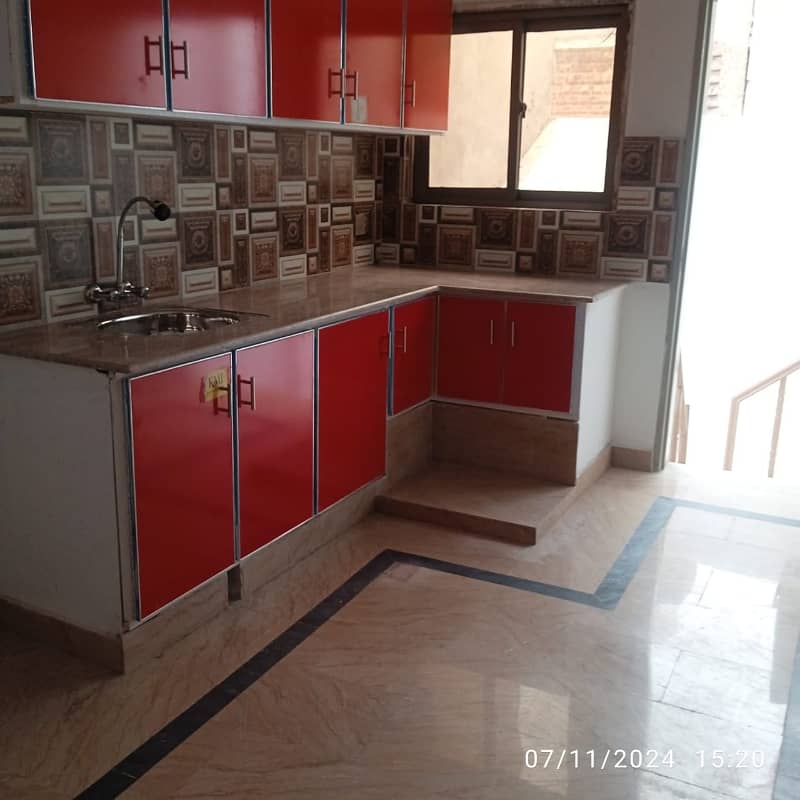 12 MARLA UPPER PORTION FOR RENT IN ALLAMA IQBAL TOWN, RAVI BLOCK LAHORE 6