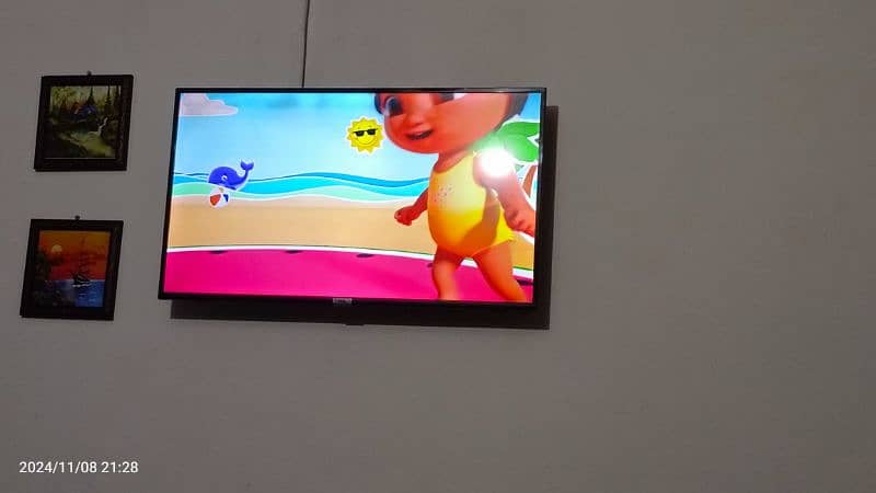 Android TCL 40 inches 1