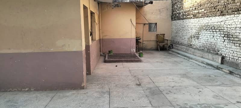 Get A Prime Location 5 Marla House For Rent In Gulberg 7