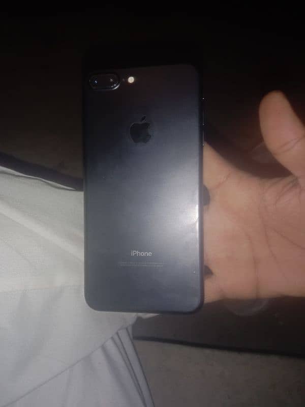 apple iphone 7plus pta approved good 10/10 condition 3