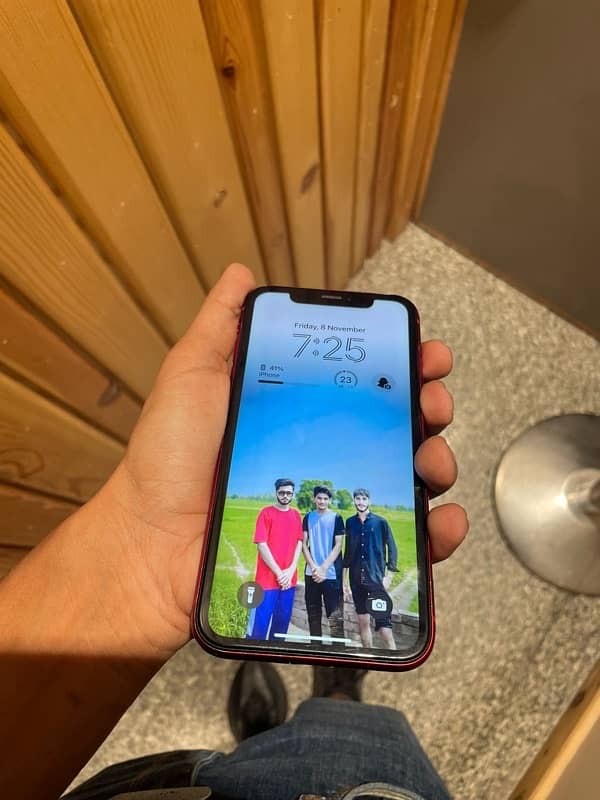 iphone XR 64 gb 3