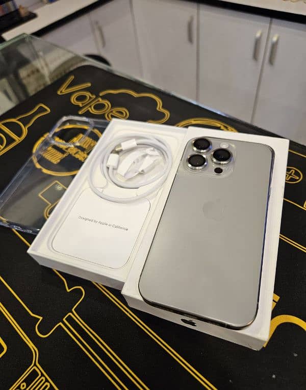 iphone 15 pro max 256 GB Non Pta FU                     11 12 13 14 16 1