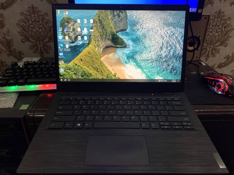 Lenovo Slim Touch American Laptop 3