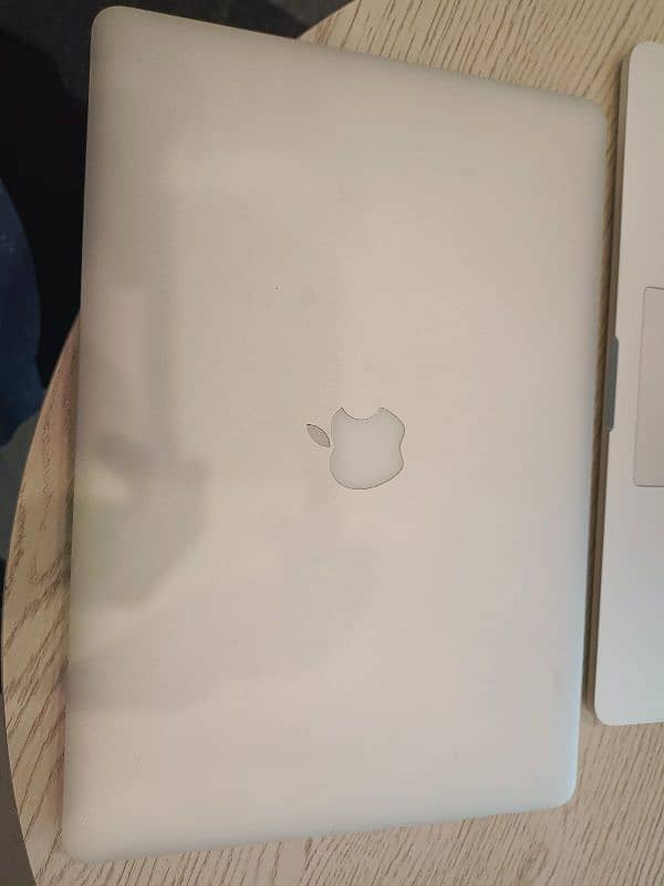 Mac book pro 5