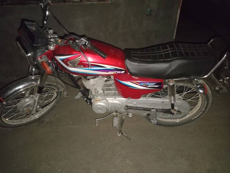 Honda 125 15 model Islamabad number 3