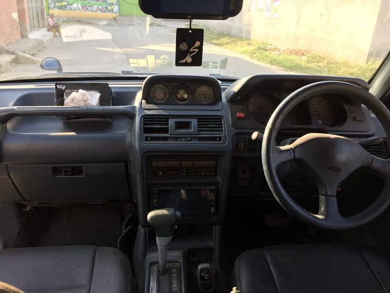 Mitsubishi Pajero 1993 1