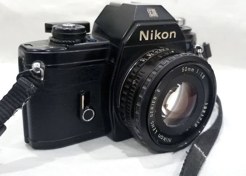 Nikon EM camera 1