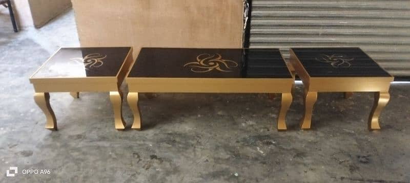 Dining Tables/Center Tables/Consoles/Nesting Tables/coffee table 1