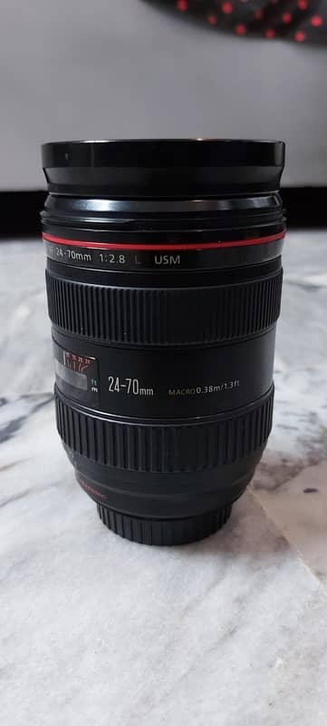 canon lens 24 70 2.8 0