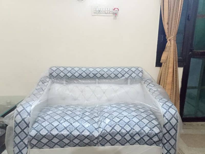 7 seater sofa set like new condition 2