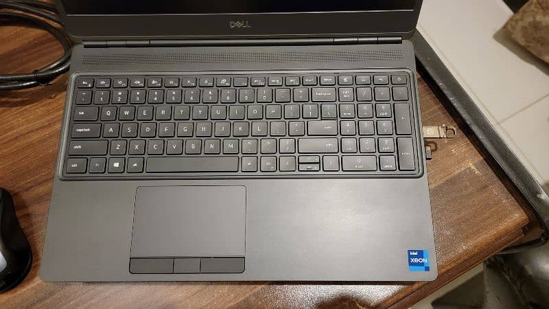 Dell Precision 7560 Laptop 15.6" 4K display 1