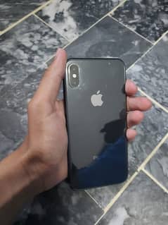 urgent sale Iphone XS  non pta only contact on WhatsApp 03339791932